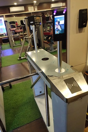Solitaire Fitness Center Acquires Entrance Control Systems With Mask Detection Function